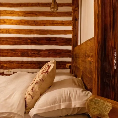 Village - Casa Maria Sadova (Suceava)